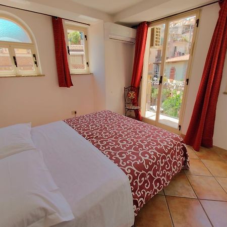 Apartamento Tao House Taormina Exterior foto